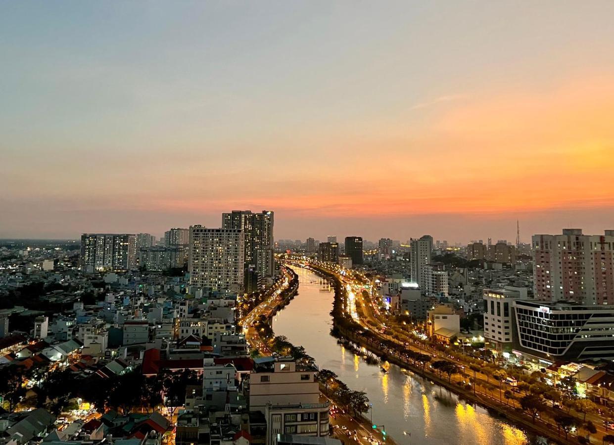 הו צ'י מין סיטי Spacious Saigon - Infinity Pool Signature מראה חיצוני תמונה
